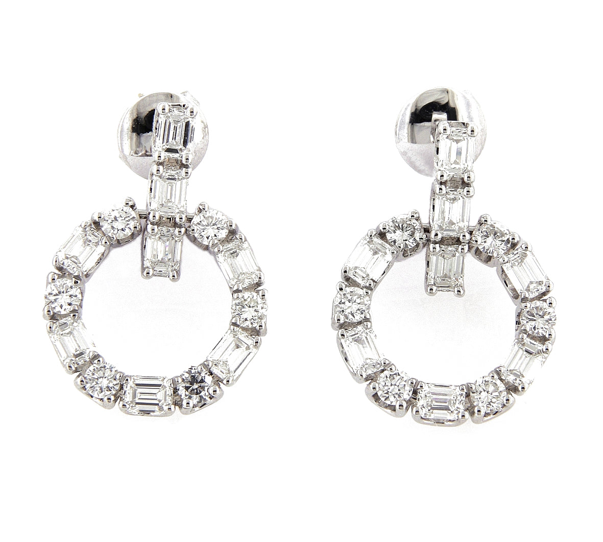 Perfezione White Gold Alternated Earrings w/ White Diamond